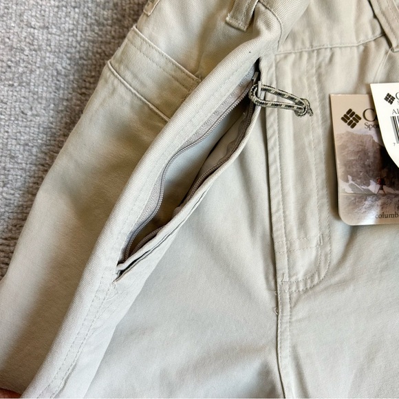 NWT Columbia Sportswear Active Women’s Outdoor Khaki Pants, Size 16. - Picture 4 of 13